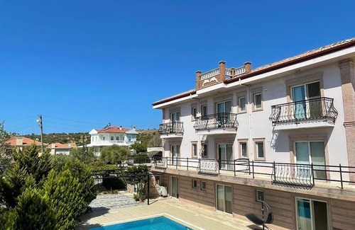 Mithatpasa Apartamento | Charming 1-Bedroom Sea View Apartment with Kitchen on Cunda Island