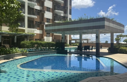 Pasay Condominio | Radiance Manila bay 2 br & 3 bath