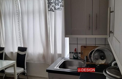 Toddington Casa | Sundon Park 1-Bedroom House