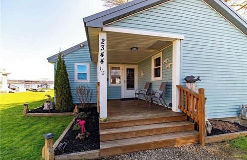 Ashville Casa | Adorable lakefront 4-bedroom house with AC in Ashville on Chautauqua Lake