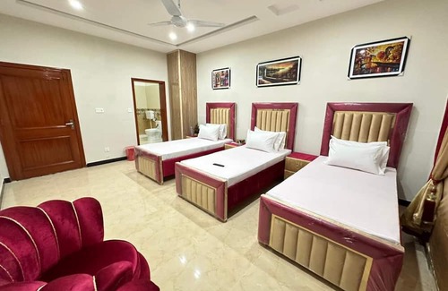 G-9 Sector Cabina | Luxury Blue Inn is the best family guest house in Islamabad.