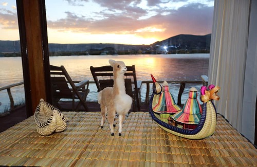 Puno Hotel | Titicaca Lodge Flotante