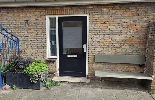 Sprang-Capelle Apartamento | Fine ground floor apartment. Atmospheric, comfortable and child-friendly.
