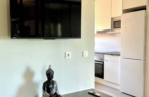 Betera Apartamento | Bright boutique apartment 5 min from the subway
