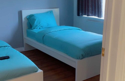 Hatfield Apartamento | Modern City Flat in Hatfield offers free Wi-Fi, family rooms