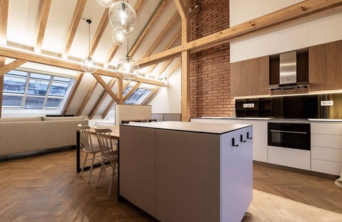 Vinohrady Apartamento | Cozy Attic Loft with Terrace in Prime Location