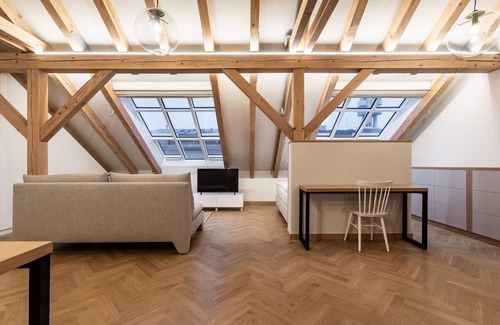 Vinohrady Apartamento | Cozy Attic Loft with Terrace in Prime Location