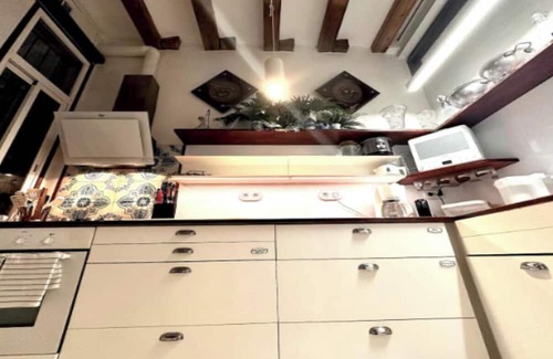 L'Antiga Esquerra de l'Eixample Apartamento | Authentic 19th-Century Charm in the Heart of Barcelona