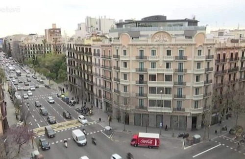 L'Antiga Esquerra de l'Eixample Apartamento | Authentic 19th-Century Charm in the Heart of Barcelona