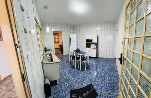 Botucatu Casa | Casa Ampla no Jardim Paraíso prox. UNESP