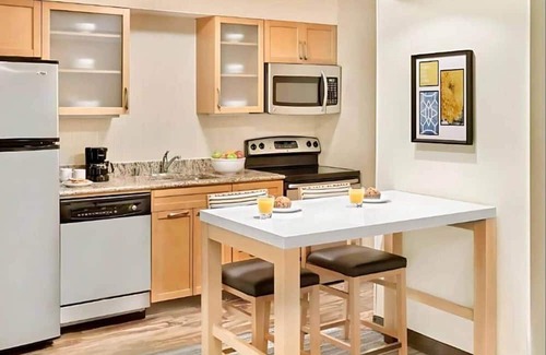 Sharonville Apartamento | Fully Furnished Studio | Flexible Stays | All-Inclusive