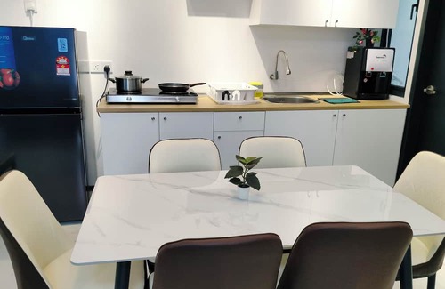 Jelutong Apartamento | Ocean Home at Urban Suites Penang Georgetown@12 Pax