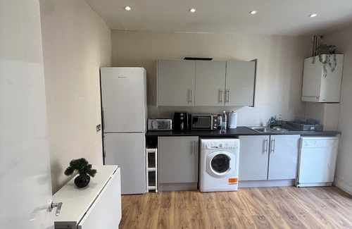 Stoke Newington Apartamento | Stokey Skyline Retreat With Balcony