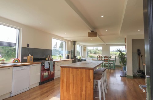 Blackwater Casa | Charming 4-bedroom house in Kilmuckridge, walking distance to a beautiful beach