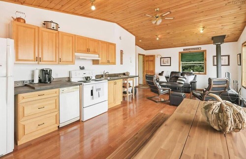 Richmond County Casa | The Nature Dream House, Vacation home on Bras d'Or Lake, Cape Breton Island