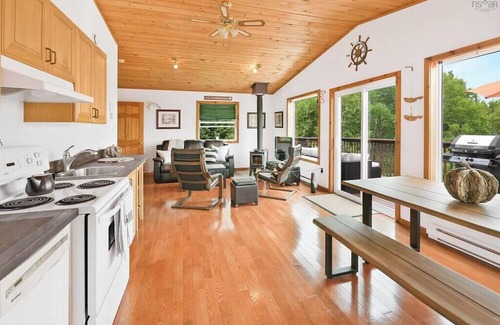Richmond County Casa | The Nature Dream House, Vacation home on Bras d'Or Lake, Cape Breton Island