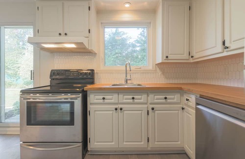 Saint-Bruno-de-Montarville Casa | Charming, well-maintained 3-bedroom home!