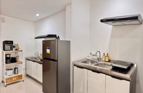 Batangas City Condominio | Batangas City Staycation - Furnished Condo w/Pool, WiFi, Parking – Pontefino
