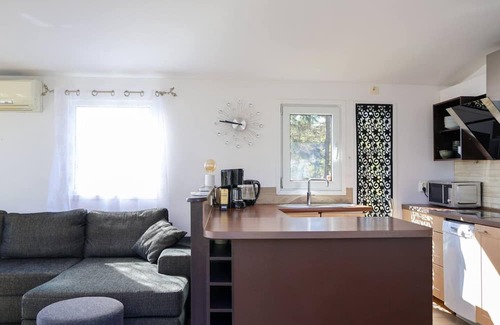 Molnlycke Apartamento | Premium Workers Home - 3 beds- WiFi - Free Parking