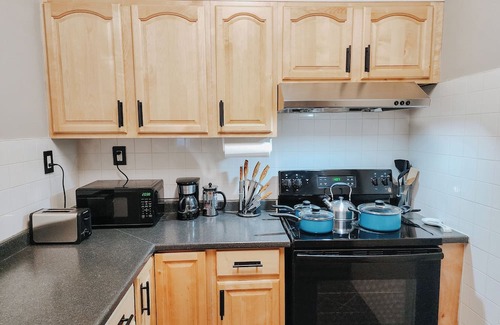 Chinatown Apartamento | Convention/3 King Beds/Jet Shower/65" TV