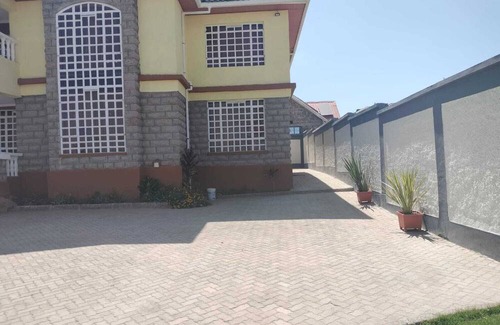 Athi River Villa | Soothing 4-bedroom villa in Athi River near SGR and Airport.
