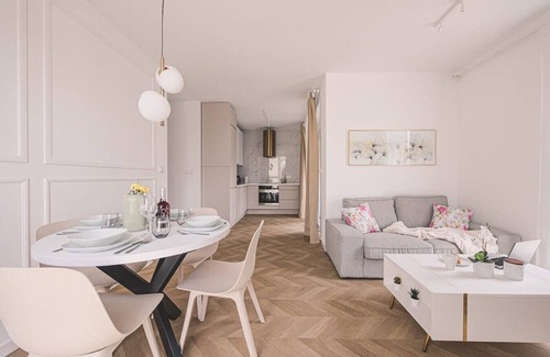 Bydgoszcz Apartamento | Modern Apartment Near Old Market Square
