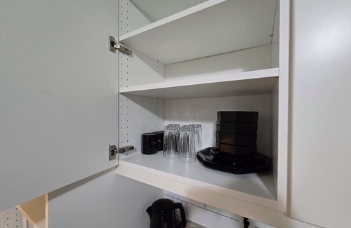 Medicine Hat Casa | Cozy 1BR Suite | Free Wi-Fi + Netflix | Near Downtown Medicine Hat