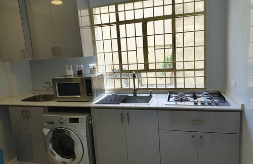 Santa Teresa Apartamento | RENOVATED APARTMENT IN THE CENTER OF CARACAS CONTINUOUS WATER AND WIFI CLOSE TO ALL AMENITIES