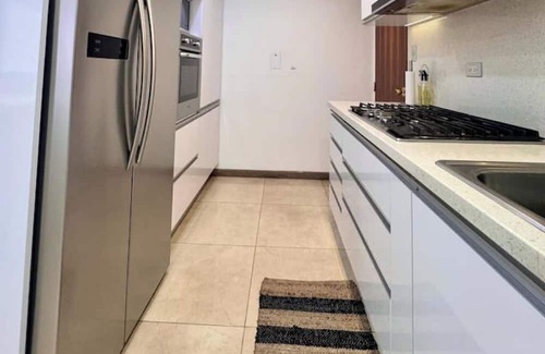 Petare Apartamento | Luxury & Location, Beautiful & Spacious Apt in Altamira