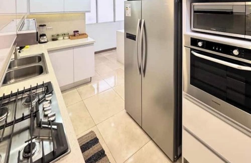 Petare Apartamento | Luxury & Location, Beautiful & Spacious Apt in Altamira
