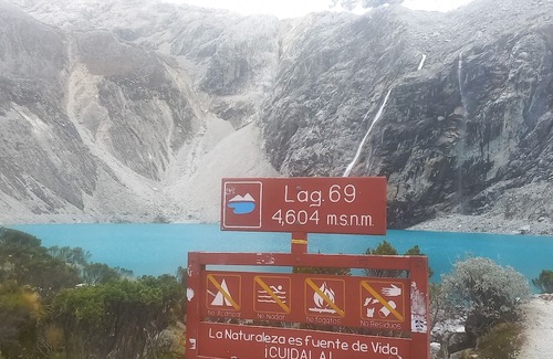 Huaraz Alquiler De RV | Lake 69 full day trekking