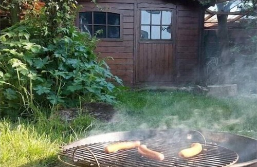 Schoorldam Chalet De Esquí | Hut in Warmenhuizen with swimming pool