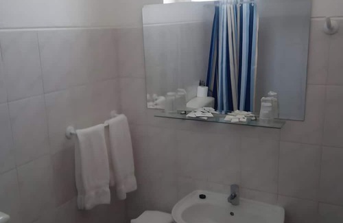 Corte do Pinto Apartamento | Room 'Lareira' with Shared Pool, Wi-Fi and Air Conditioning