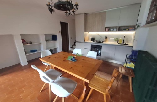 Vesta Casa | Casa Saggio: Lakeside Retreat with Stunning Views
