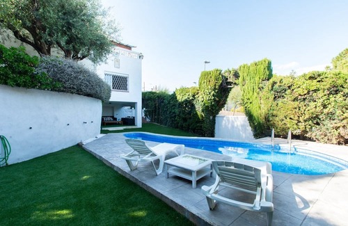 Alella Casa | Mediterranean heaven with sea views