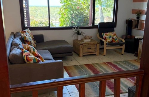 Exmouth Casa | 36 Tambor Drive - With Pool and Jaccuzzi