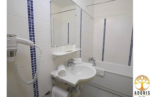 Six-Fours-les-Plages Hotel | Unwind in Style in Six Fours Les Plages! Pets Allowed!