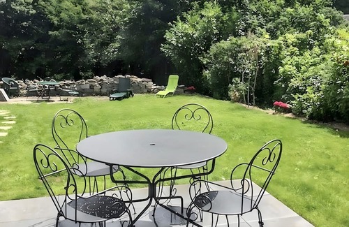 Huelgoat Casa | Les Gites du chaos d'Huelgoat - Quiet Breton House in City Center
