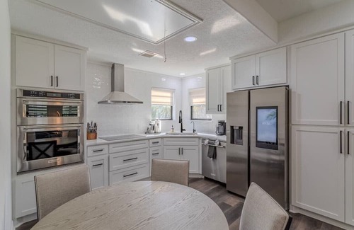 Lake Houston Casa | Woodsy Lakehouse Getaway