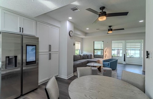 Lake Houston Casa | Woodsy Lakehouse Getaway