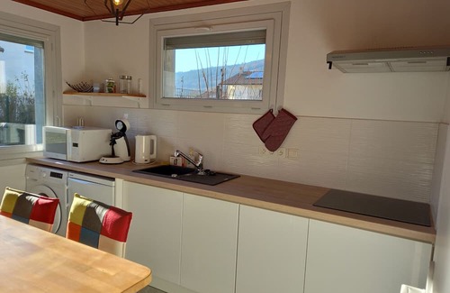 Martignat Casa | Holiday Home 'Martignat Les Chats' with Private Garden, Wi-Fi and Air Conditioning