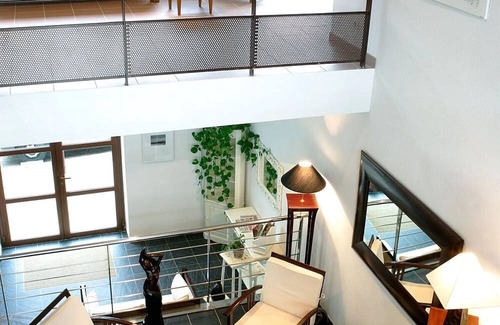 Carcassonne Hotel | Perfect for Families! 2 Units Close to Jardin des Plantes & Maison des Mémoires!