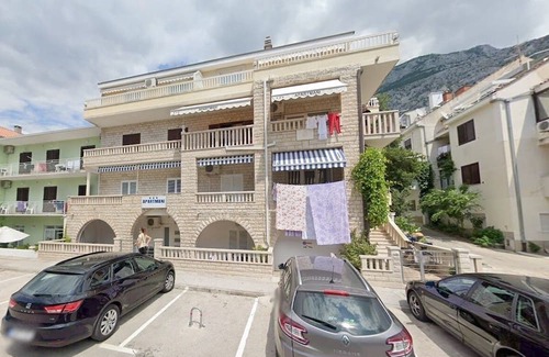 Istok Apartamento | One bedroom apartment with balcony Makarska (A-20727-d)