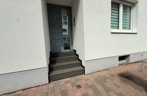 Rhein-Erft-Kreis District Apartamento | Central, fully furnished business apartment with own balcony. Garden