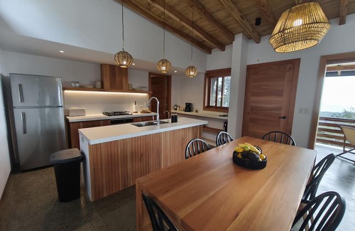 Las Tunas Casa | A Luxury Retreat Between Ocean & Jungle in Ayampe