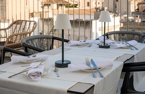 Sant Nicolau Hotel | Have a Tour! 2 Pet-friendly Accommodations Near Passeig Marítim!
