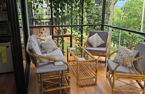 Uvita Cabina | 🌿 River Lodge — Your Jungle Hideaway in the Heart of Uvita. Walk everywhere!