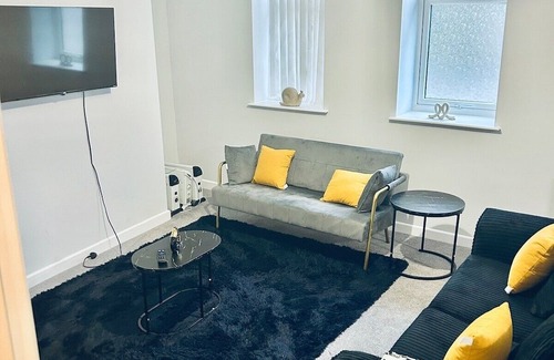 Wainscot Apartamento | Rochester Castle Luxury 2BR Flats