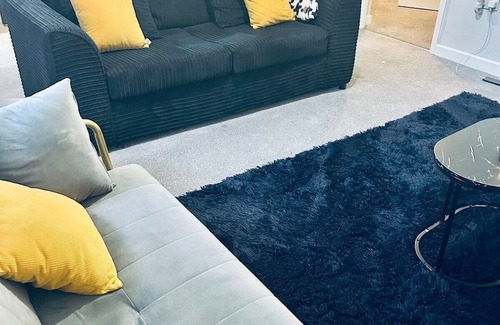 Wainscot Apartamento | Rochester Castle Luxury 2BR Flats