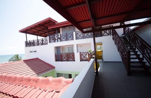 Victoria Borg Casa | Spacious 6-bedroom Beach house with pool at unique location